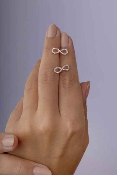 Gümüş Pazarım Sonsuzluk Motifli Gümüş Çivili Kadın Küpe - 2