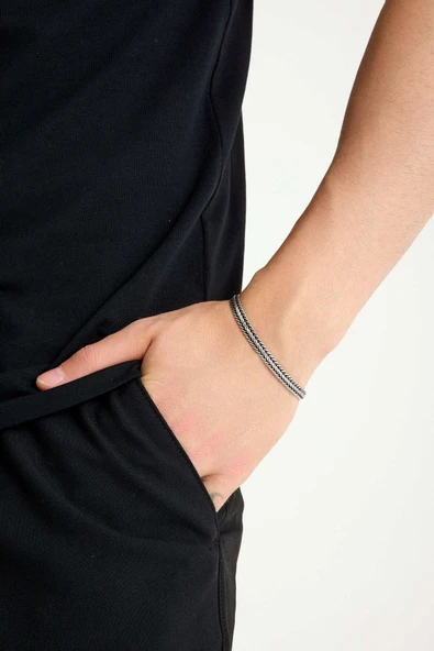 ANDA 925 Ayar Gümüş Oksitli Yassı Balık Sırtı Tilki Kuyruğu Bileklik 6 mm genişlik ürün görseli