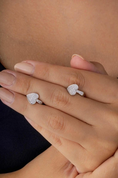 Gümüş Pazarım Kalp Model Beyaz Altın Kaplama Gümüş Tamtur Kadın Küpe