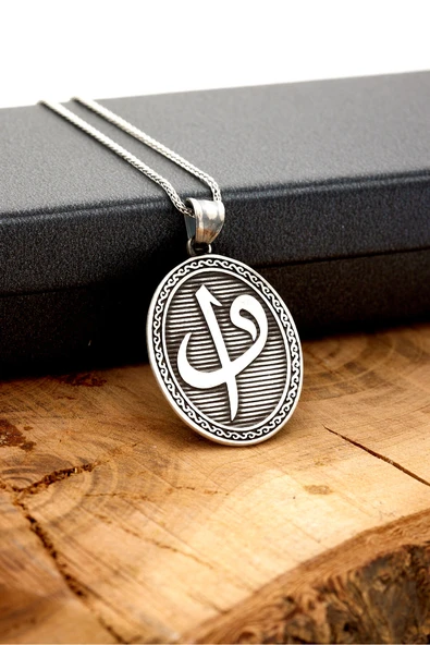 ANDA 925 Ayar Gümüş Vav Elif Gümüş Kolye ürün görseli