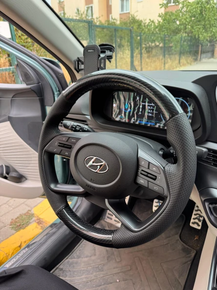 Hyundai İ20 2020-2024 Araca Özel Direksiyon Kılıfı (F1 OLAN Araçlara Uyumludur) - Resim 2