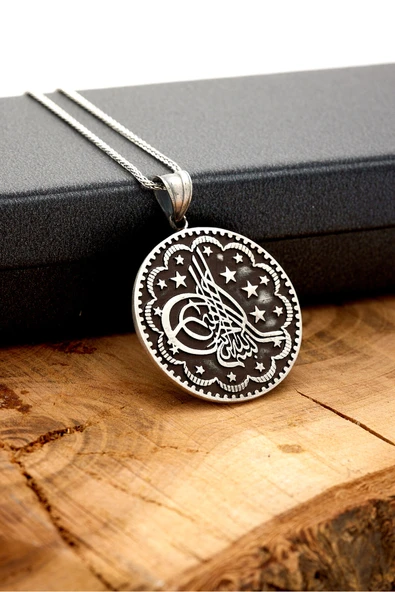 ANDA 925 Ayar Gümüş Besmele i Şerif Yazılı Tuğra Kolye ürün görseli