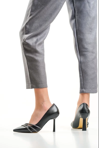 Kadın İnce Topuklu Stiletto TR040Y15A - 2