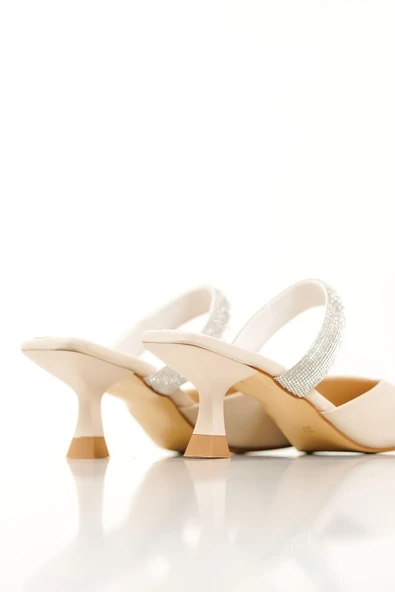 Kadın Topuklu Terlik TR040Y14B - 4