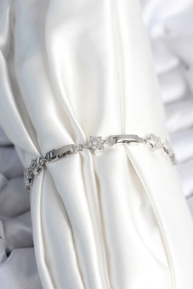 Pirinç Gümüş Renk Yıldız Model Kadın Bileklik - Resim 2