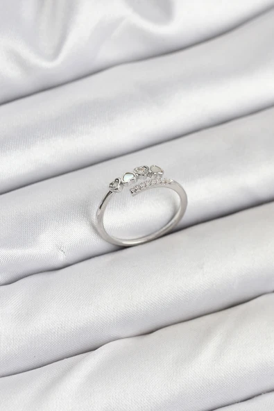 Pirinç Gümüş Renk Kalpli Detaylı Zirkon Taşlı Kadın Yüzük - EBJ250927W37928 ürün görseli