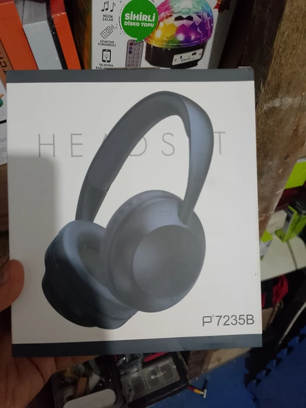 P7235B Siyah Wireless Bluetooth Kulak Üstü Kulaklık - Resim 3