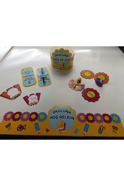 OKULUNA / SINIFINA HOŞ GELDİN ÖĞRENCİ TACI VE HEDİYE KARTI SETİ(5 PARÇA) 8'Lİ 03