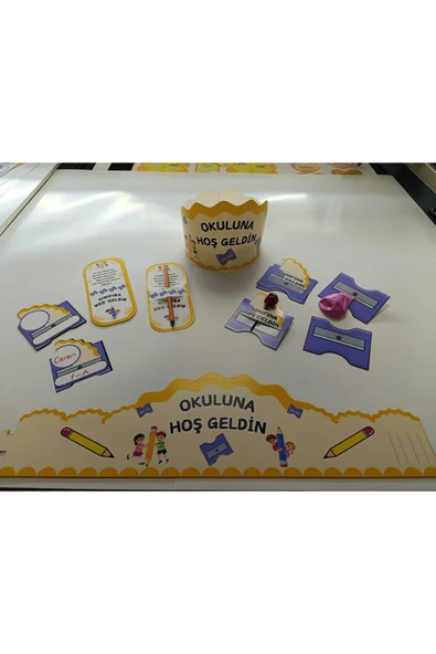 OKULUNA / SINIFINA HOŞ GELDİN ÖĞRENCİ TACI VE HEDİYE KARTI SETİ(5 PARÇA) 8'Lİ 04 - 2