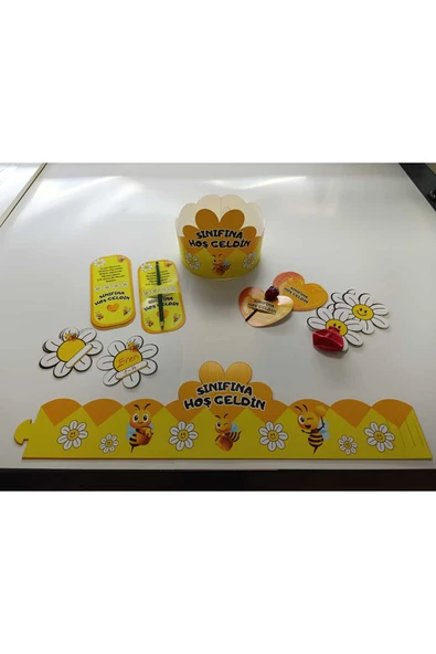 OKULUNA / SINIFINA HOŞ GELDİN ÖĞRENCİ TACI VE HEDİYE KARTI SETİ (5 PARÇA) 8'Lİ 01