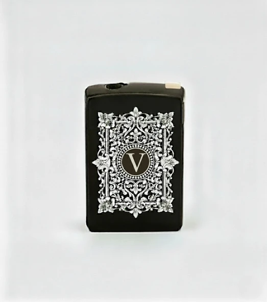 V Harfli Detaylı Kişiye Özel Harf Baskılı Gazlı Çakmak