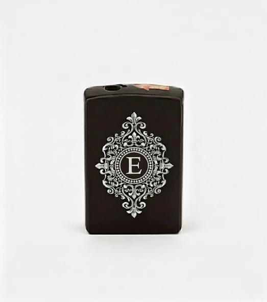 E Harfli Detaylı Kişiye Özel Harf Baskılı Gazlı Çakmak ürün görseli 1