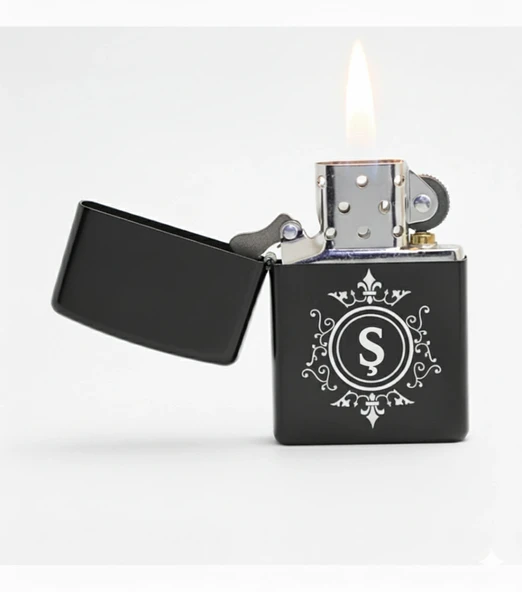 Ş Harfli Kişiye Özel Harf Baskılı Benzinli Çakmak ürün görseli 1