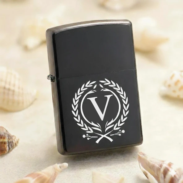 V Harfli Kişiye Özel Harf Baskılı Benzinli Çakmak ürün görseli 1