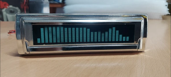 25 Bit Ekolayzır Sese Duyarlı Spectrum 12v ( Montaj Kutulu ) Krom Renk