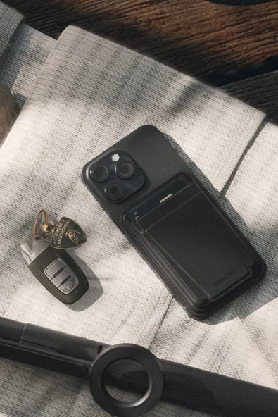 MagWallet Card 10.000 mAh 20W Type-C ve 15W Kablosuz Şarj ve Stantlı Magsafe Kartlıklı Hızlı Şarj Magsafe Powerbank - Resim 7