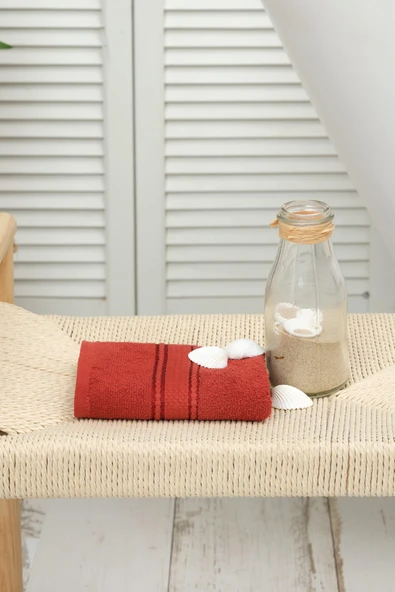 Daily Soft Kırmızı %100 Pamuk Havlu 30x50 Cm ürün görseli 1