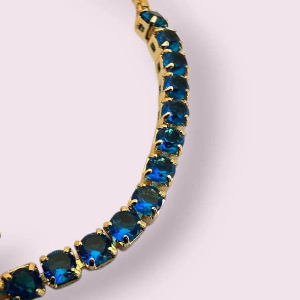 Harfe Özel Zincirli 14 Ayar Altın Plakalı Taç Figürlü Mavi Taş Desenli Hediye Bileklik-466 - Resim 5