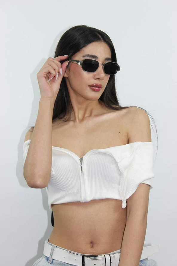 DUPONT MILANO DUPONT CL42111U 16A 56 18 135 3C KADIN GÜNEŞ GÖZLÜĞÜ ürün görseli