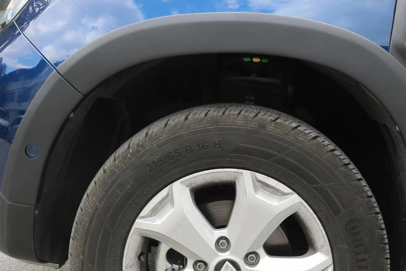 Dacia Duster Çamurluk Dodik Set Sensörlü 8 Parça ABS 2018-2024 Arası ürün görseli