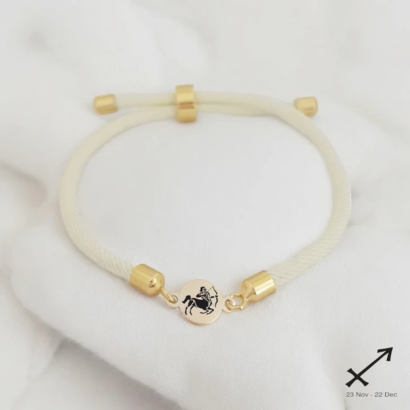 Burca Özel Yuvarlak Figürlü Beyaz Örgü İpli 14 Ayar Altın Plakalı Hediye Bileklik-476 ürün görseli