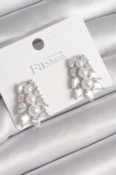 Pirinç Gümüş Renk Zirkon Taşlı Yaprak Model İnci Detay Kadın Küpe ürün görseli 1