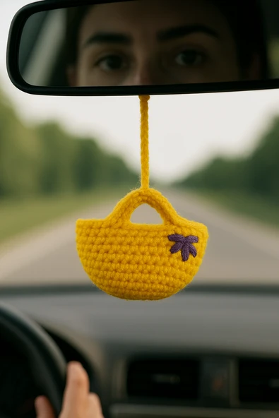Amigurumi Araba Dikiz Aynası Süsü,  Anahtarlık,  Çanta Askısı %100  El Örgüsü