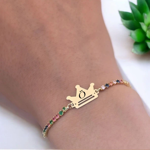 Harfe Özel Zincirli 14 Ayar Altın Plakalı Taç Motifli Renkli Taş Desenli Hediye Bileklik-489 - Resim 4