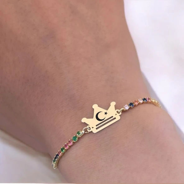 Sembole Özel Renkli Taş Desenli Zincirli 14 Ayar Altın Plakalı Taç Motifli Hediye Bileklik-489 - Resim 4