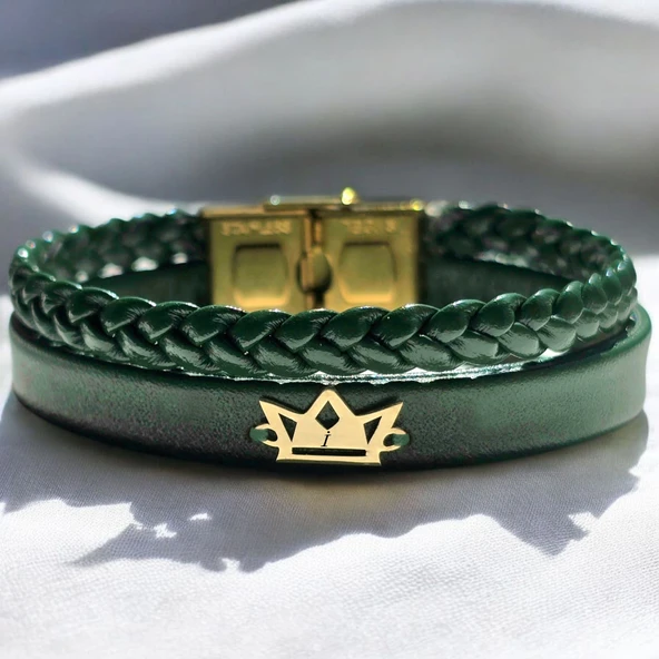 Harfe Özel 14 Ayar Altın Plakalı Taç Motifli Koyu Yeşil Derili Hediye Bileklik-494 ürün görseli