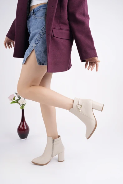 Muggo FORTİS Sivri Burun Toka Detaylı Fermuarlı Kalın Topuklu Kadın Bot - 11