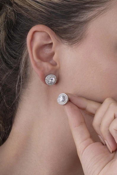 Gümüş Pazarım Yuvarlak Kesim Elmas Montür Beyaz Altın Kaplama Tektaş Kadın Gümüş Küpe