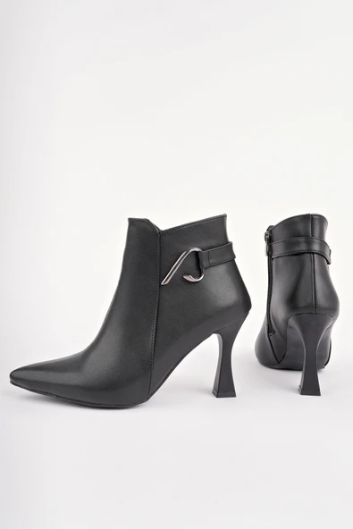 Muggo VİVENTE Sivri Burun Toka Detaylı Fermuarlı İnce Topuklu Kadın Bot