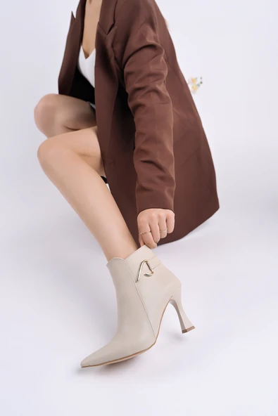 Muggo VİVENTE Sivri Burun Toka Detaylı Fermuarlı İnce Topuklu Kadın Bot - 10