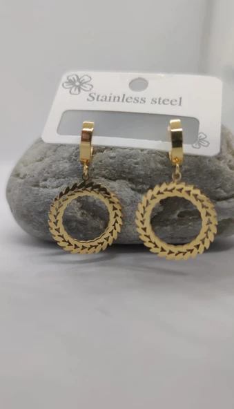 İpek Çelik Küpe ürün görseli