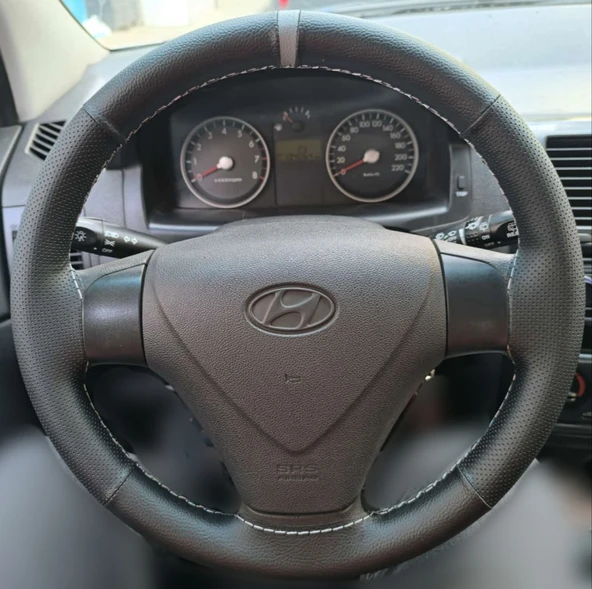 DİKİŞLİ DİREKSİYON KILIFI SİYAH DERİ NOKTALI DERİ GRİ YÜZÜK / DİKİŞLİ HYUNDAİ ACCENT ERA GETZ İÇİN ürün görseli