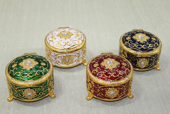 Swarovski Taşlı Kutu Model 3 ürün görseli