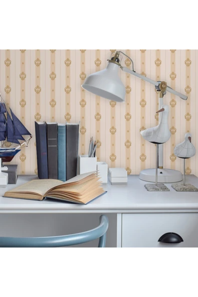 Adawall 7804-1  SEVEN / Serisi   Neoklasik Gizli Süslemeli Çizgili Duvar Kağıdı ürün görseli