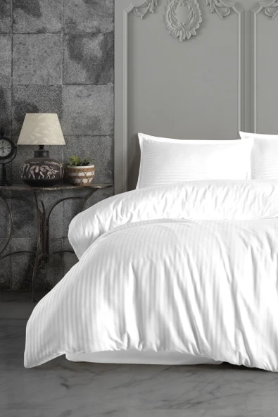 Varol Çift Kişilik Saten Çizgili Nevresim Takımı – Lastikli Çarşaf, Parlak ve Yumuşak Kumaş ürün görseli