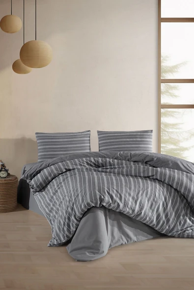 Varol Çarşafı Lastikli Saten Çizgili Çift Kişilik Nevresim Takım ürün görseli