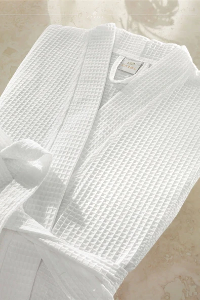 Varol Nemesis Serisi Pike Otel Bornozu ürün görseli