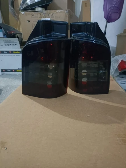 Vw Transporter T5 -T6 Füme Şeffaf Stop Lambası ürün görseli