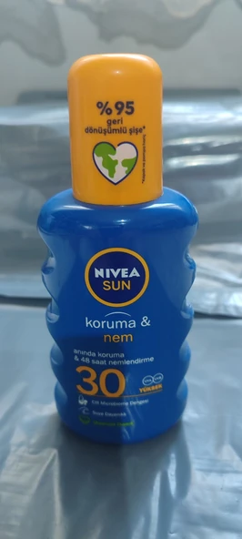 NİVEA SUN KORUMA & NEM SPF 30 GÜNEŞ SPREYİ 200 ML