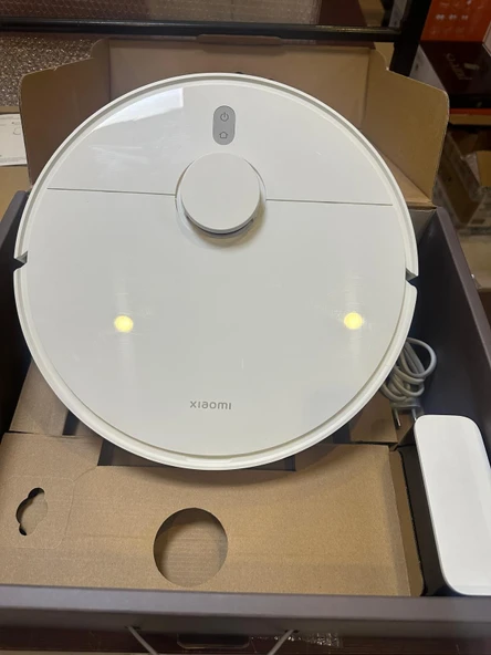 XIAOMI MI ROBOT VACUUM S10 PLUS - 2