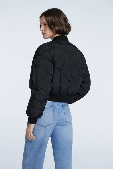 Stradivarius Şişme Bomber Ceket - Resim 3