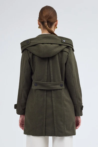 Yaka Detaylı Büyük Düğmeli Kaşe Kaban - 3