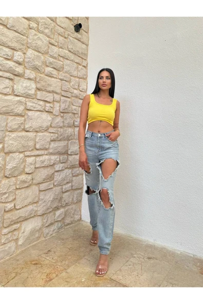 Yırtık Eskitilmiş Detaylı Dar Paça Kot Pantolon - Resim 3