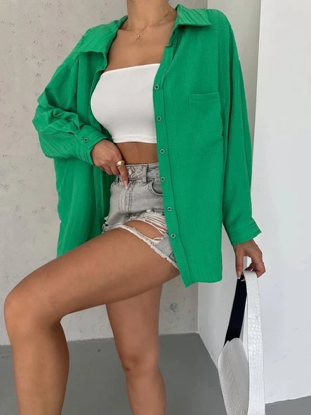 Ağaç kabuğu oversize arkası pileli gömlek ürün görseli