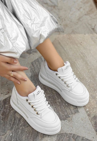 Lulu Beyaz Cilt Bağcıklı Spor Ayakkabı - Resim 3