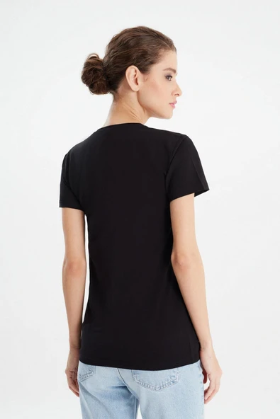 ERDEM İÇ GİYİM Erdem Siyah Derin V-yaka Tişört 2059 - Resim 4